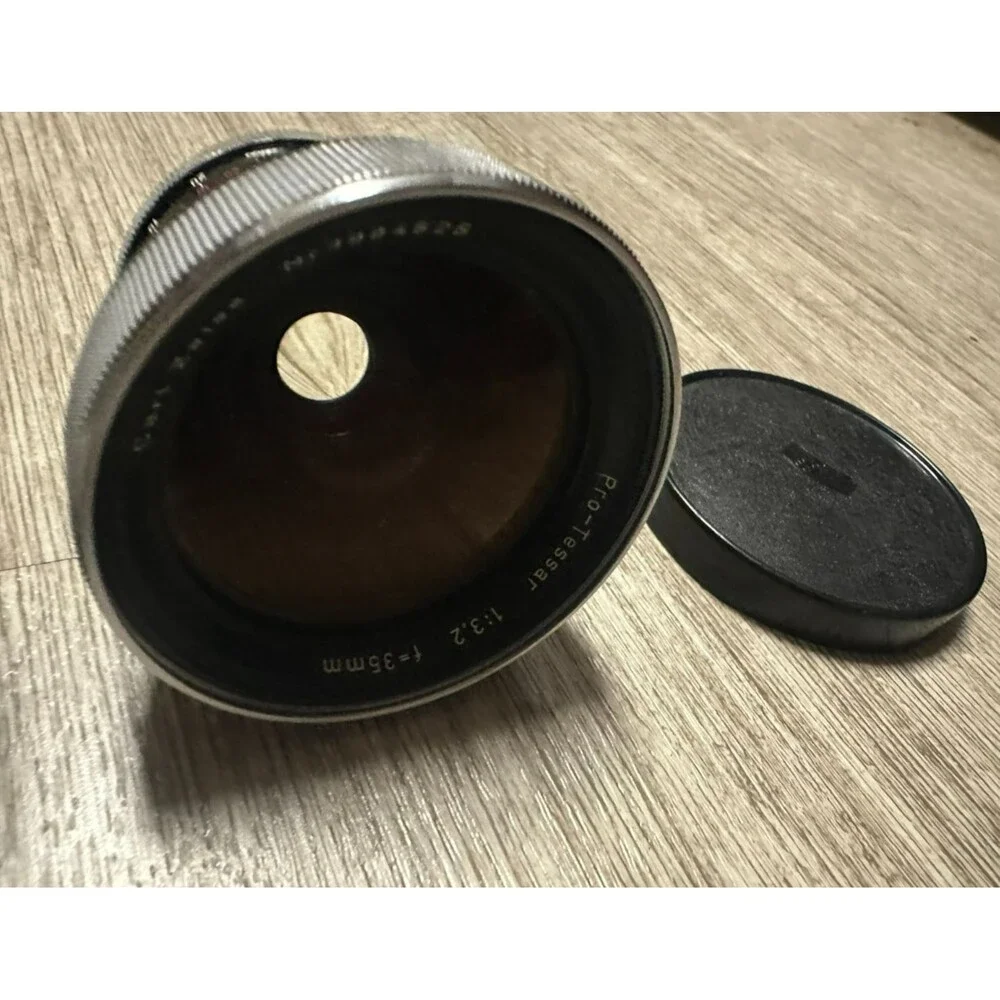 Carl Zeiss Pro-Tessar 85/3.2 lens f/Contaflex w/cap, case, crystal clear